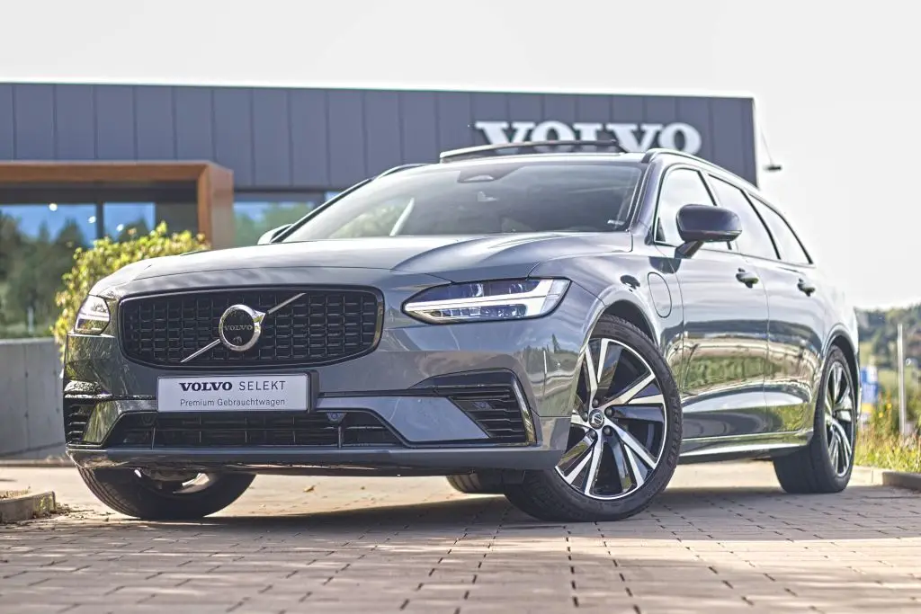 Photo 1 : Volvo V90 2021 Hybride