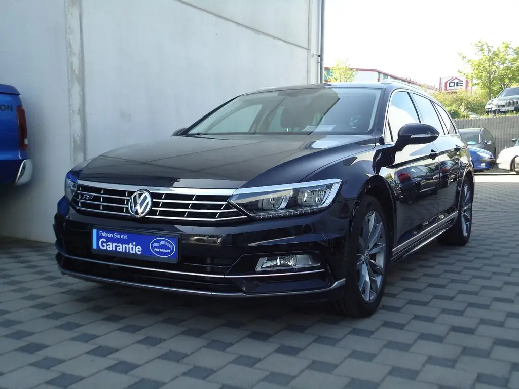 Photo 1 : Volkswagen Passat 2016 Petrol