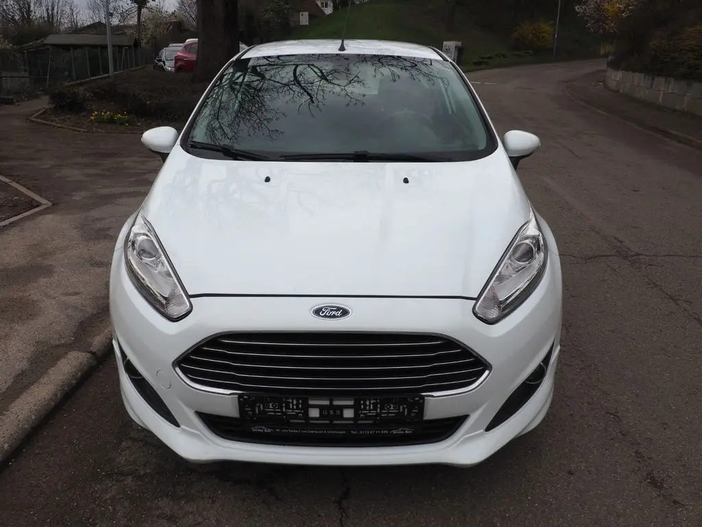 Photo 1 : Ford Fiesta 2016 Petrol