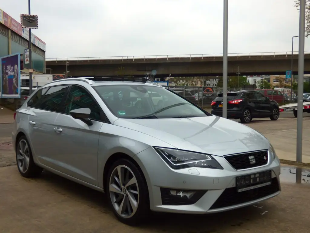 Photo 1 : Seat Leon 2015 Diesel