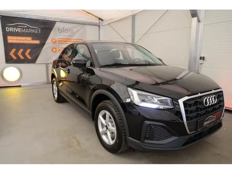 Photo 1 : Audi Q2 2023 Diesel