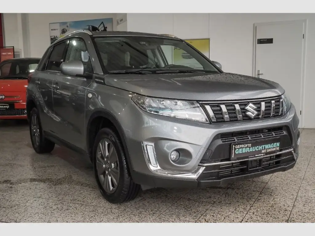 Photo 1 : Suzuki Vitara 2022 Petrol