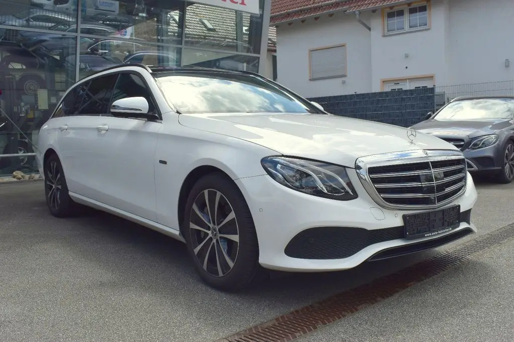 Photo 1 : Mercedes-benz Classe E 2019 Hybrid