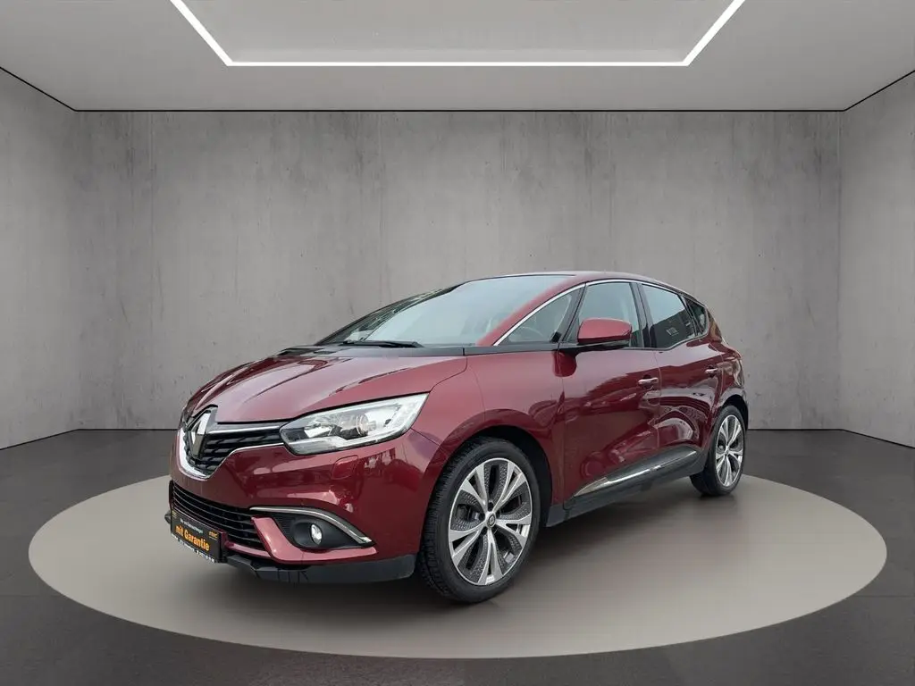 Photo 1 : Renault Scenic 2017 Essence