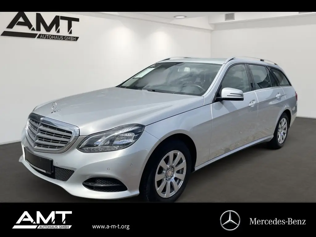 Photo 1 : Mercedes-benz Classe E 2014 Petrol