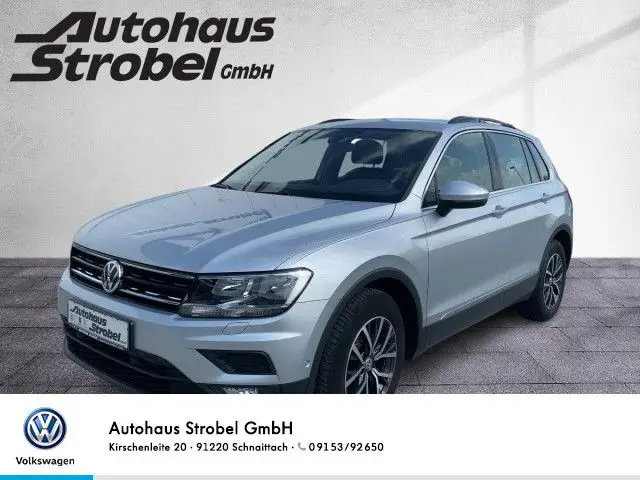 Photo 1 : Volkswagen Tiguan 2020 Essence