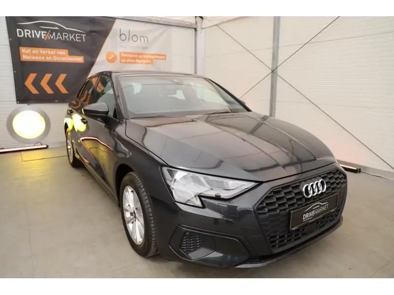 Photo 1 : Audi A3 2023 Diesel