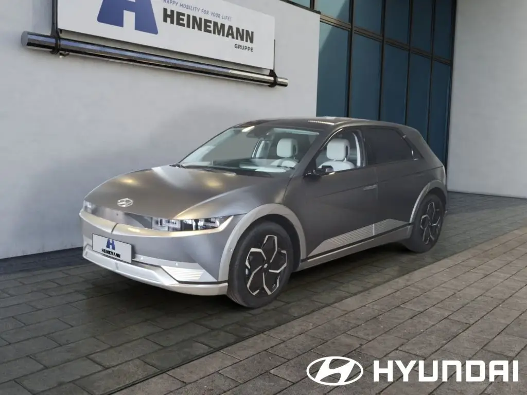 Photo 1 : Hyundai Ioniq 2023 Not specified