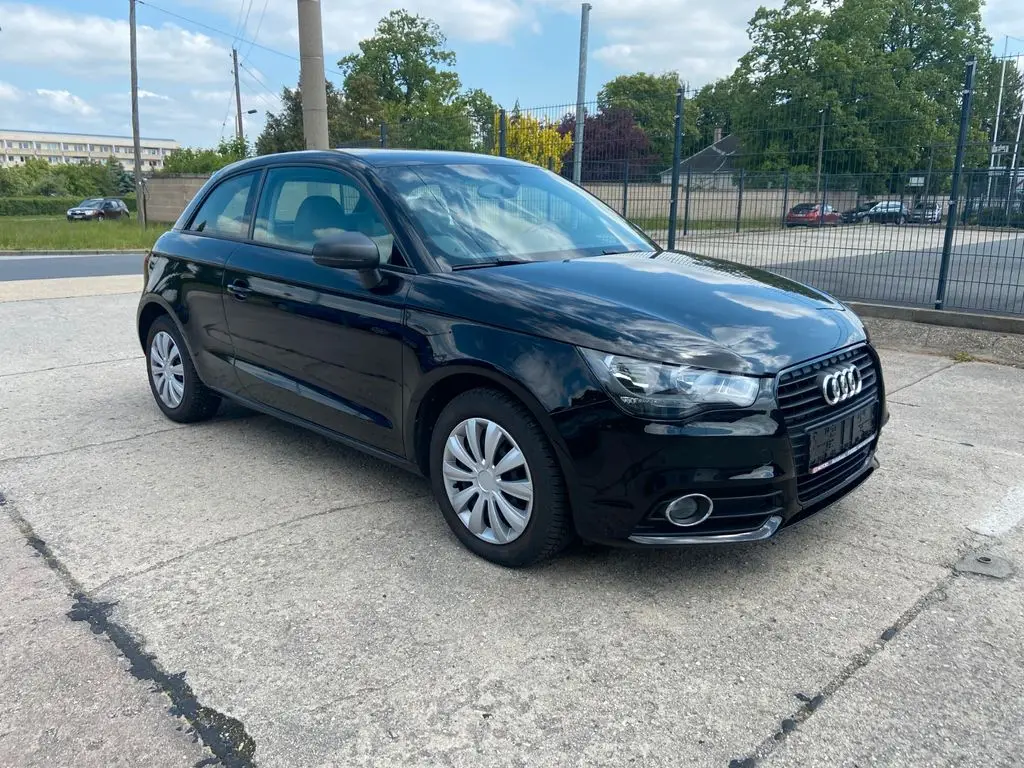 Photo 1 : Audi A1 2015 Diesel