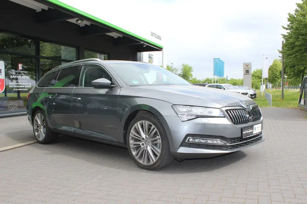 Photo 1 : Skoda Superb 2022 Diesel