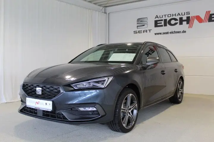 Photo 1 : Seat Leon 2023 Petrol