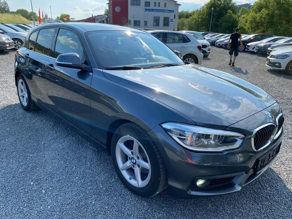 Photo 1 : Bmw Serie 1 2019 Diesel