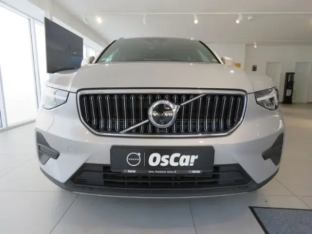 Photo 1 : Volvo Xc40 2023 Hybrid