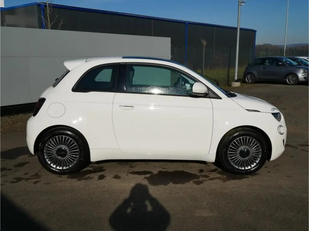 Photo 1 : Fiat 500 2022 Not specified