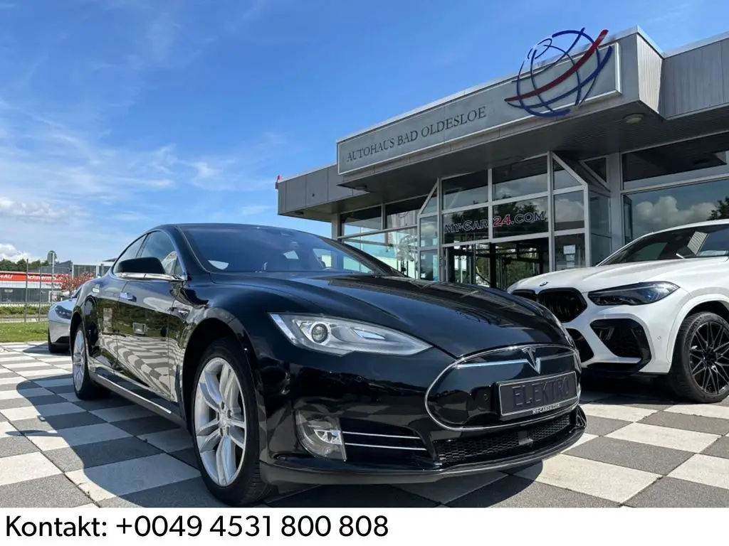 Photo 1 : Tesla Model S 2015 Non renseigné