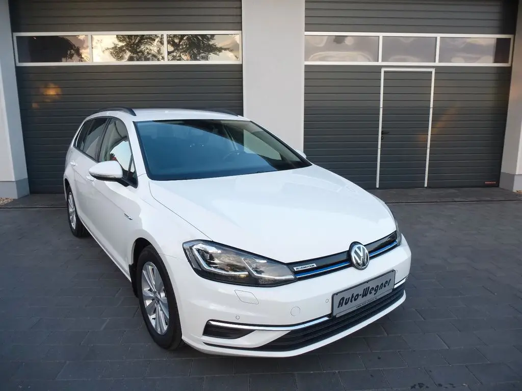 Photo 1 : Volkswagen Golf 2020 Others