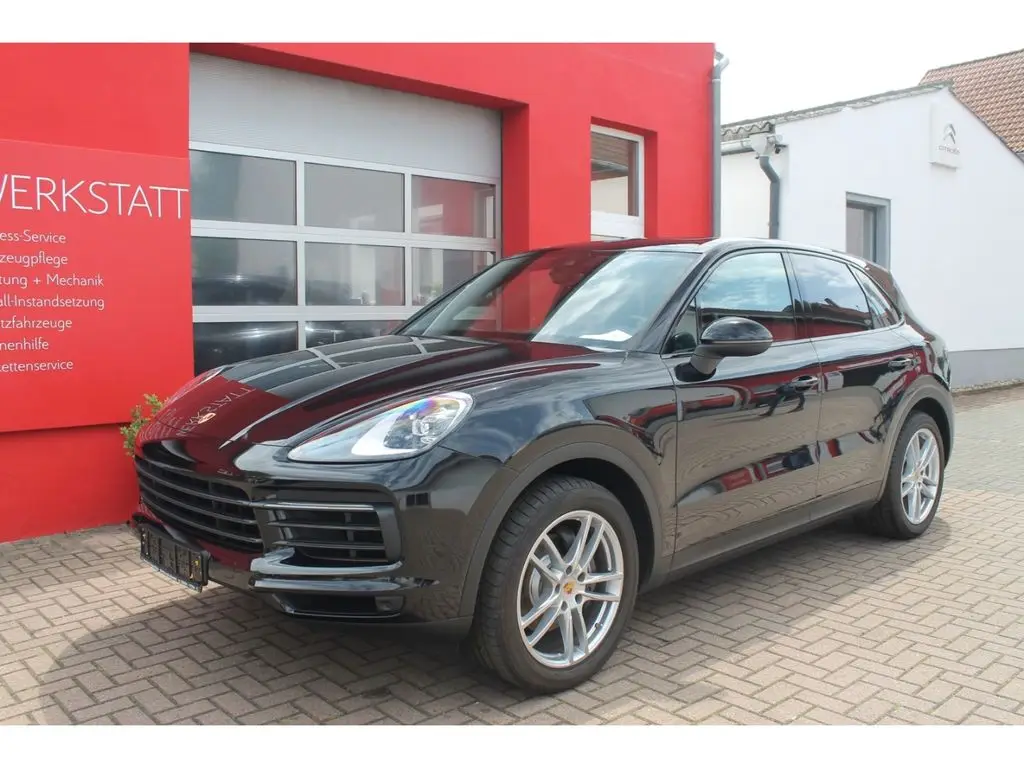 Photo 1 : Porsche Cayenne 2018 Essence