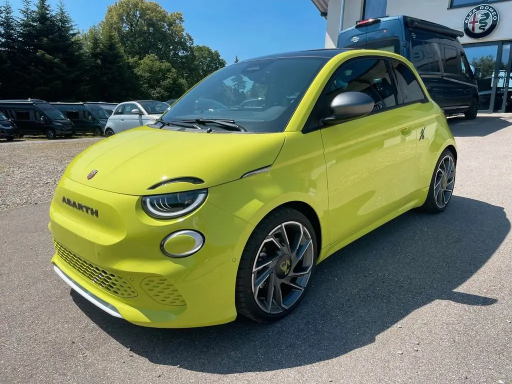 Photo 1 : Abarth 500 2023 Non renseigné