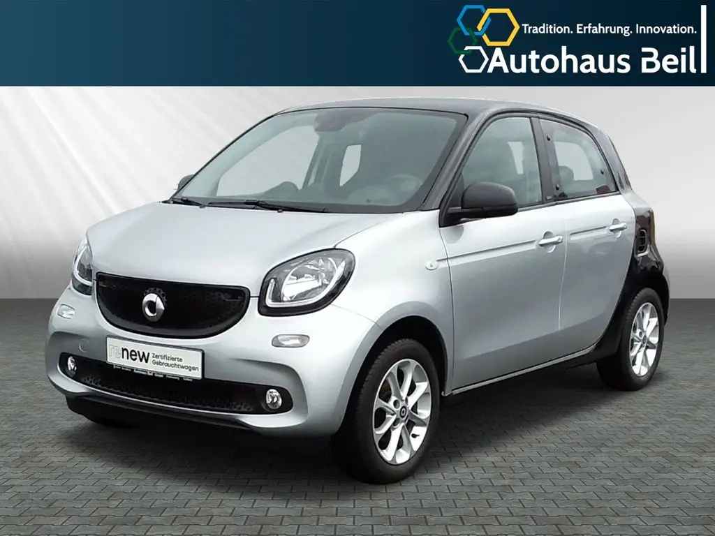 Photo 1 : Smart Forfour 2019 Petrol