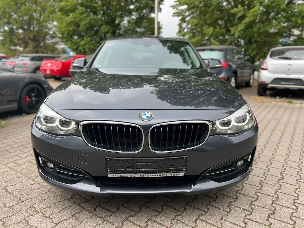 Photo 1 : Bmw Serie 3 2018 Diesel