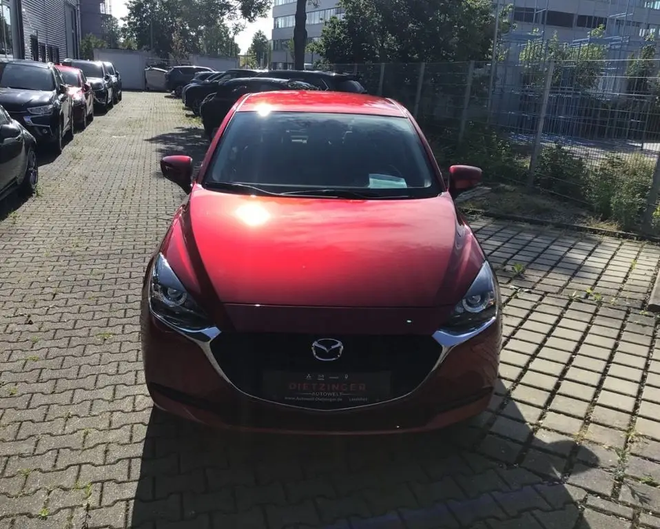 Photo 1 : Mazda 2 2023 Petrol