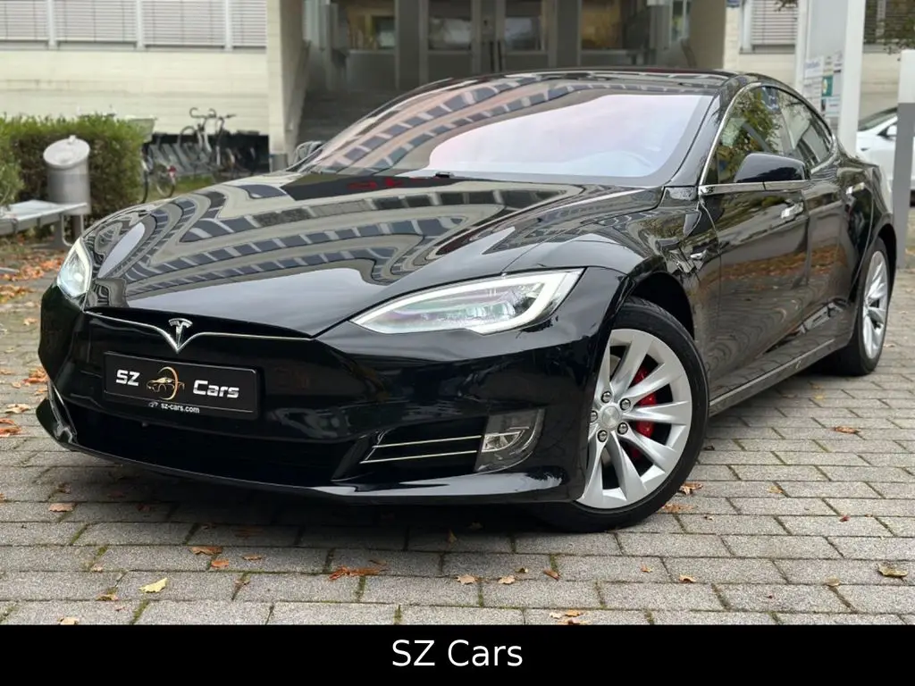 Photo 1 : Tesla Model S 2020 Non renseigné