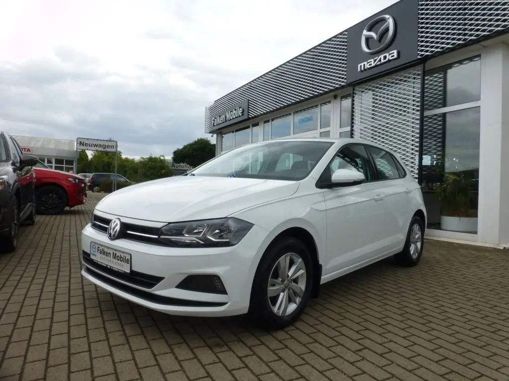 Photo 1 : Volkswagen Polo 2020 Essence