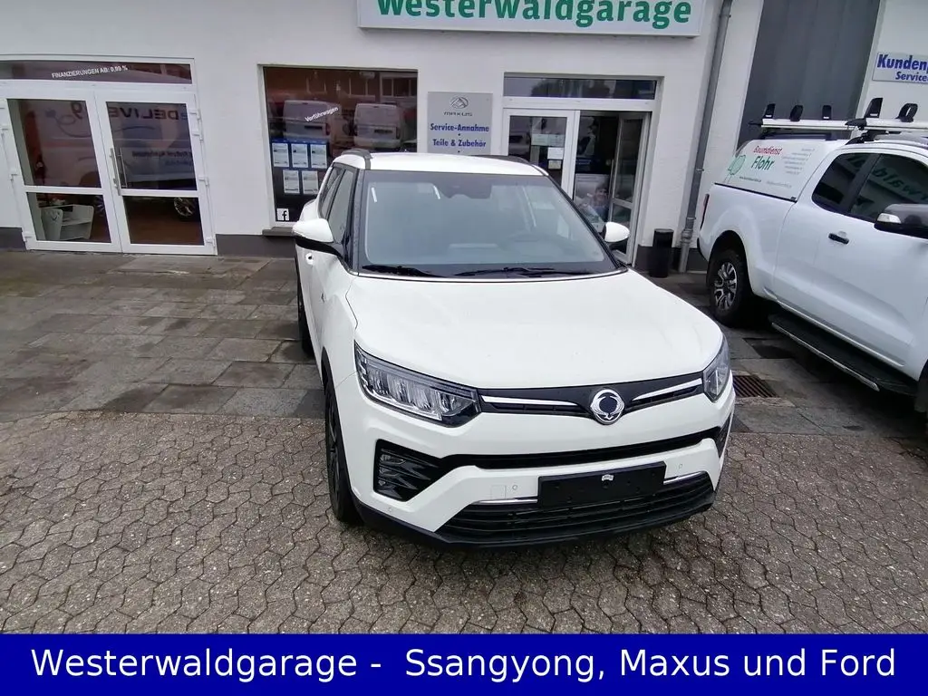 Photo 1 : Ssangyong Tivoli 2023 Essence