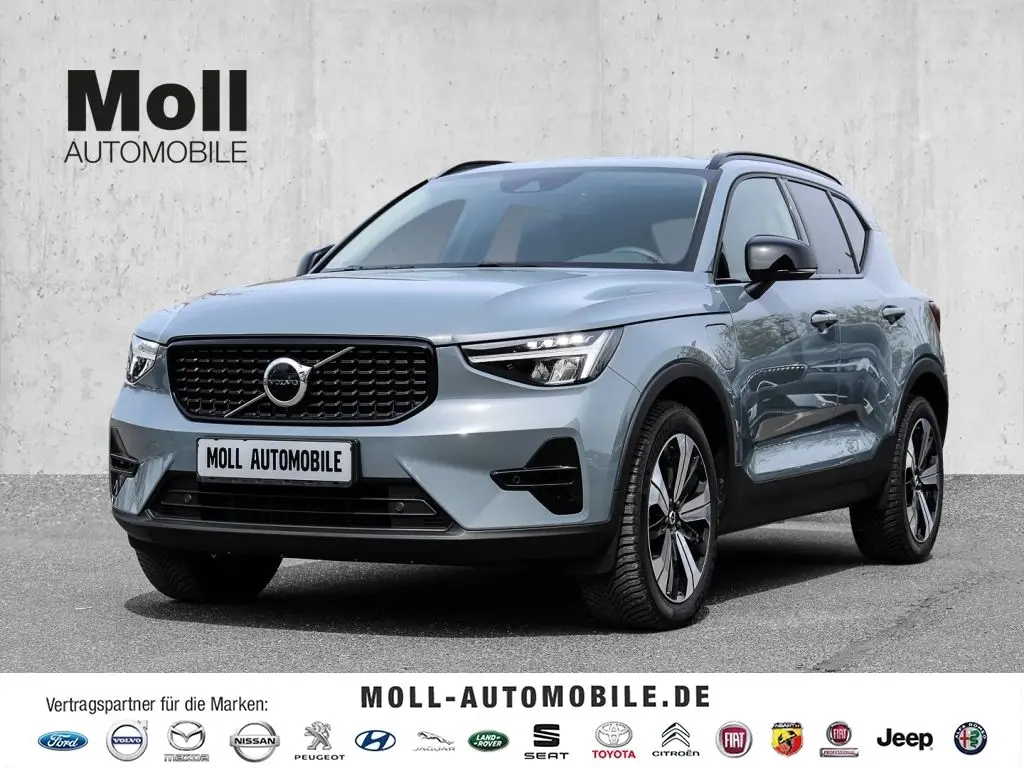 Photo 1 : Volvo Xc40 2022 Hybride