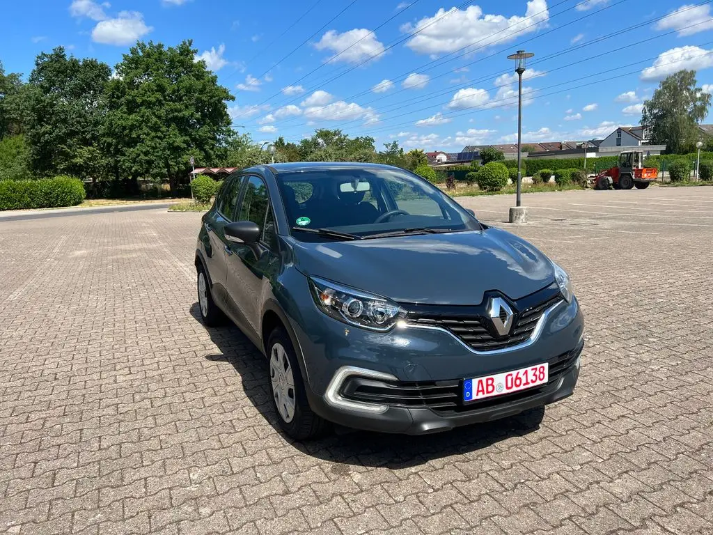 Photo 1 : Renault Captur 2018 Petrol