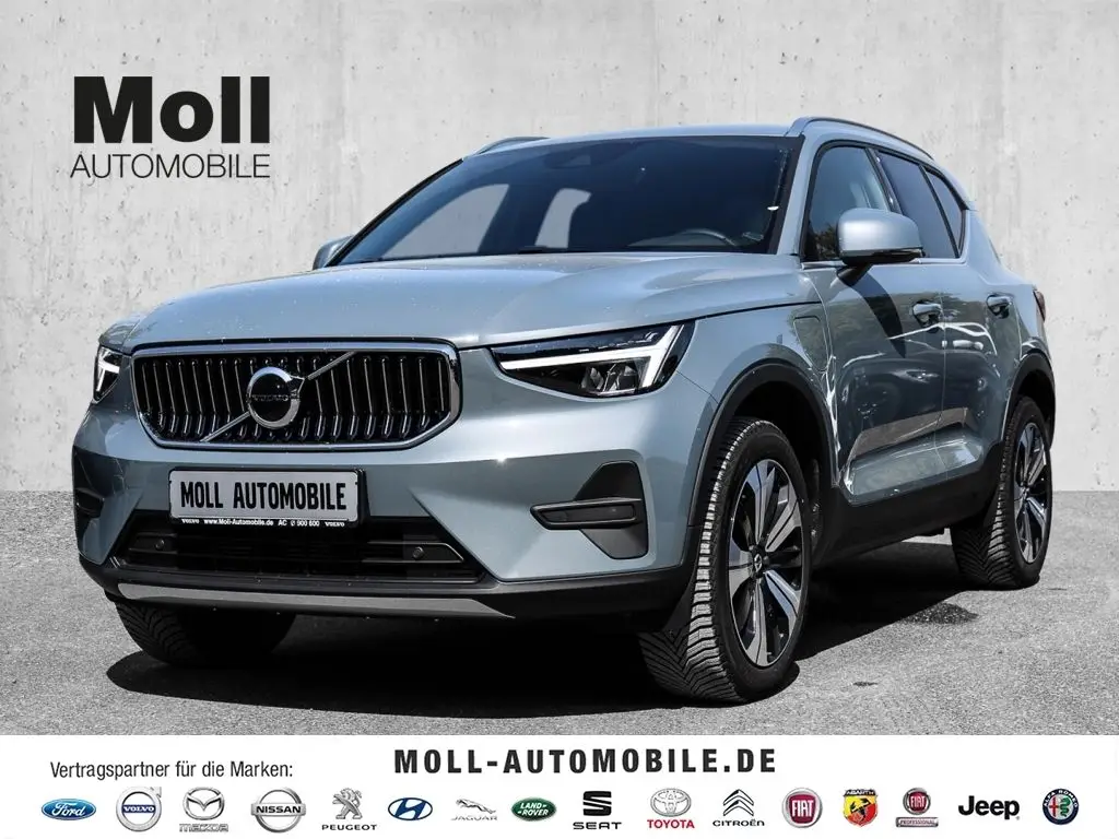 Photo 1 : Volvo Xc40 2022 Hybride