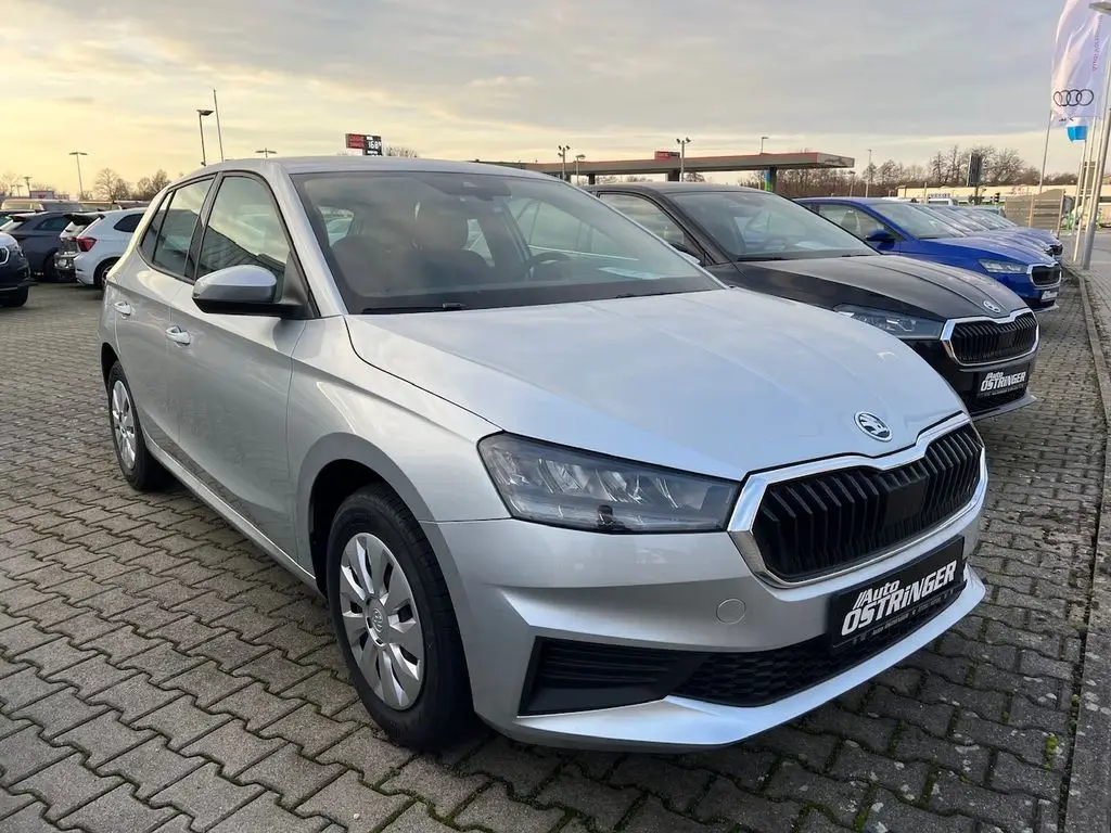 Photo 1 : Skoda Fabia 2023 Petrol