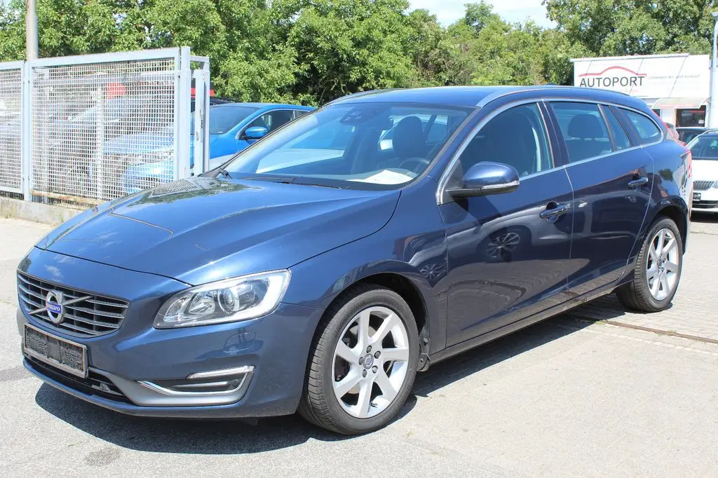 Photo 1 : Volvo V60 2015 Petrol