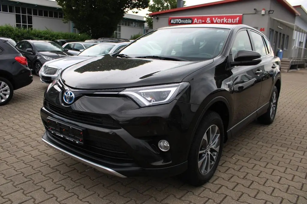 Photo 1 : Toyota Rav4 2016 Hybride