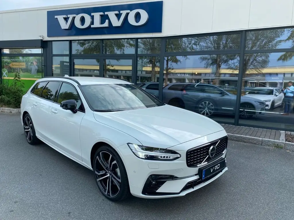 Photo 1 : Volvo V90 2023 Diesel