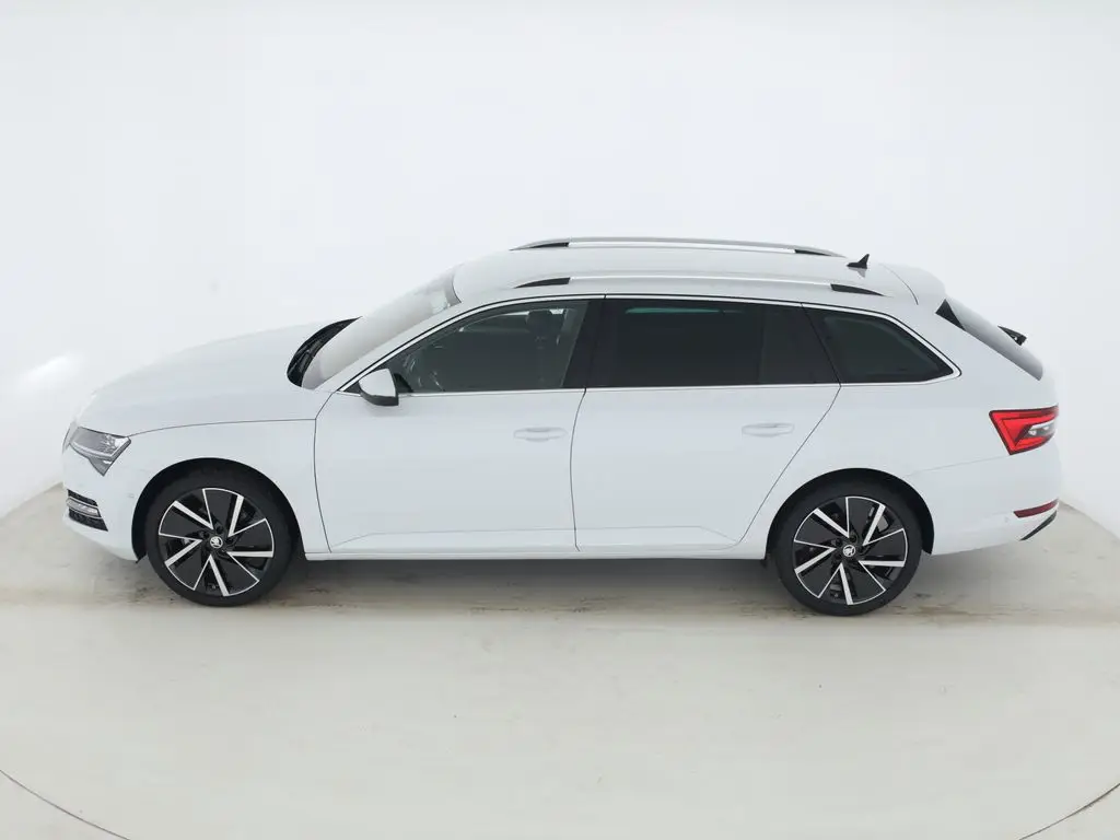 Photo 1 : Skoda Superb 2023 Diesel