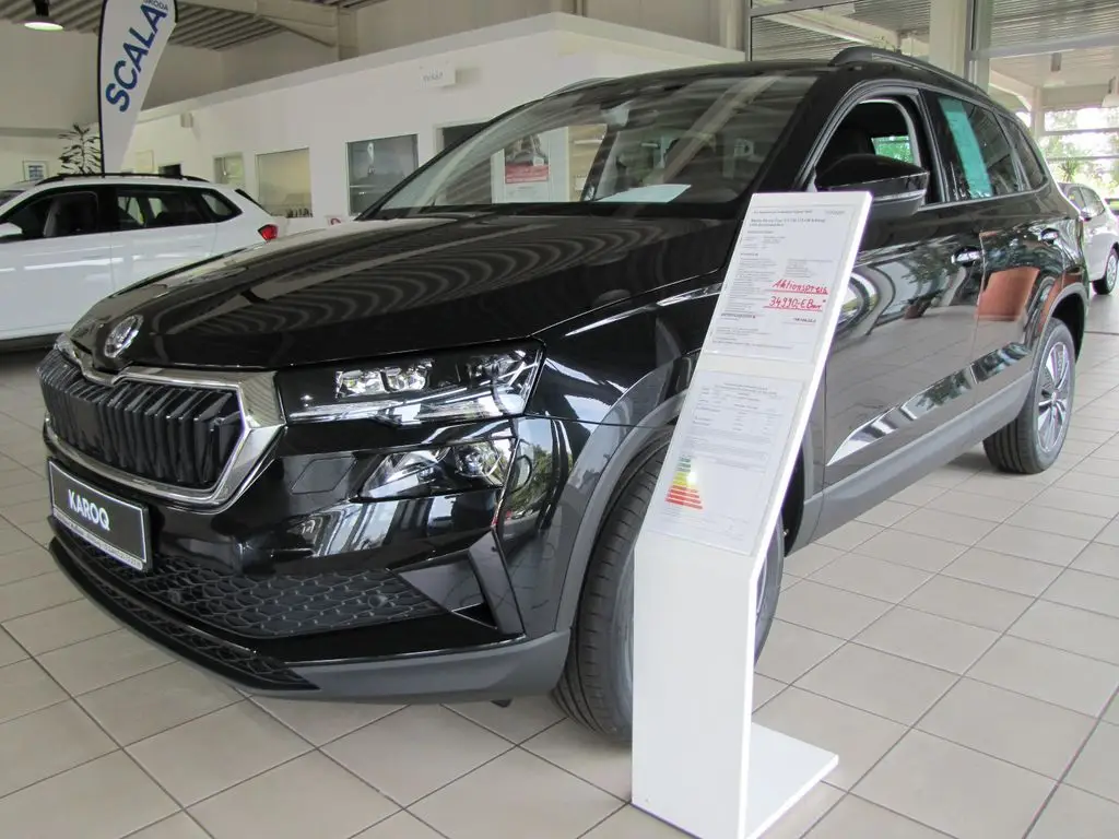 Photo 1 : Skoda Karoq 2023 Essence