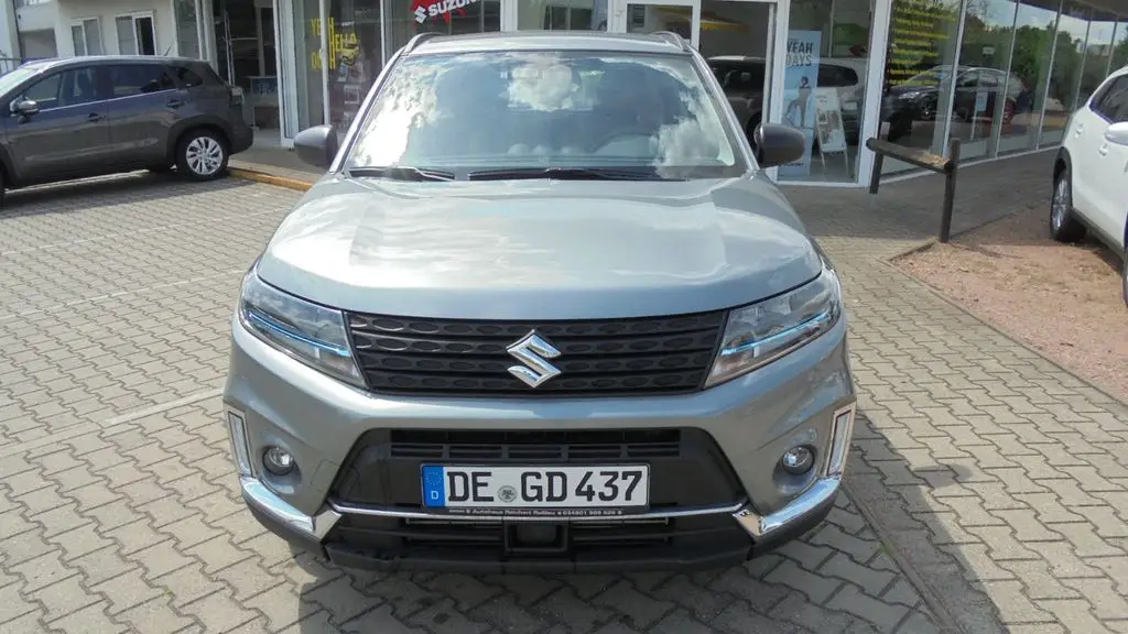 Photo 1 : Suzuki Vitara 2021 Petrol