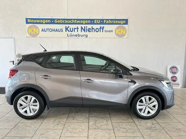 Photo 1 : Renault Captur 2021 Petrol