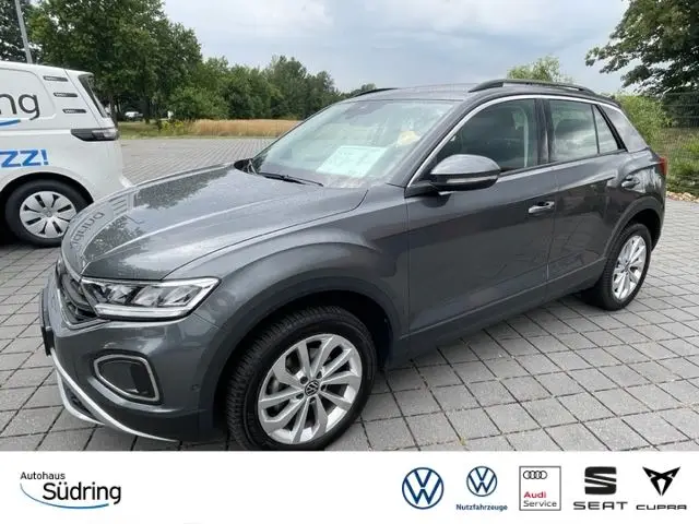 Photo 1 : Volkswagen T-roc 2022 Petrol