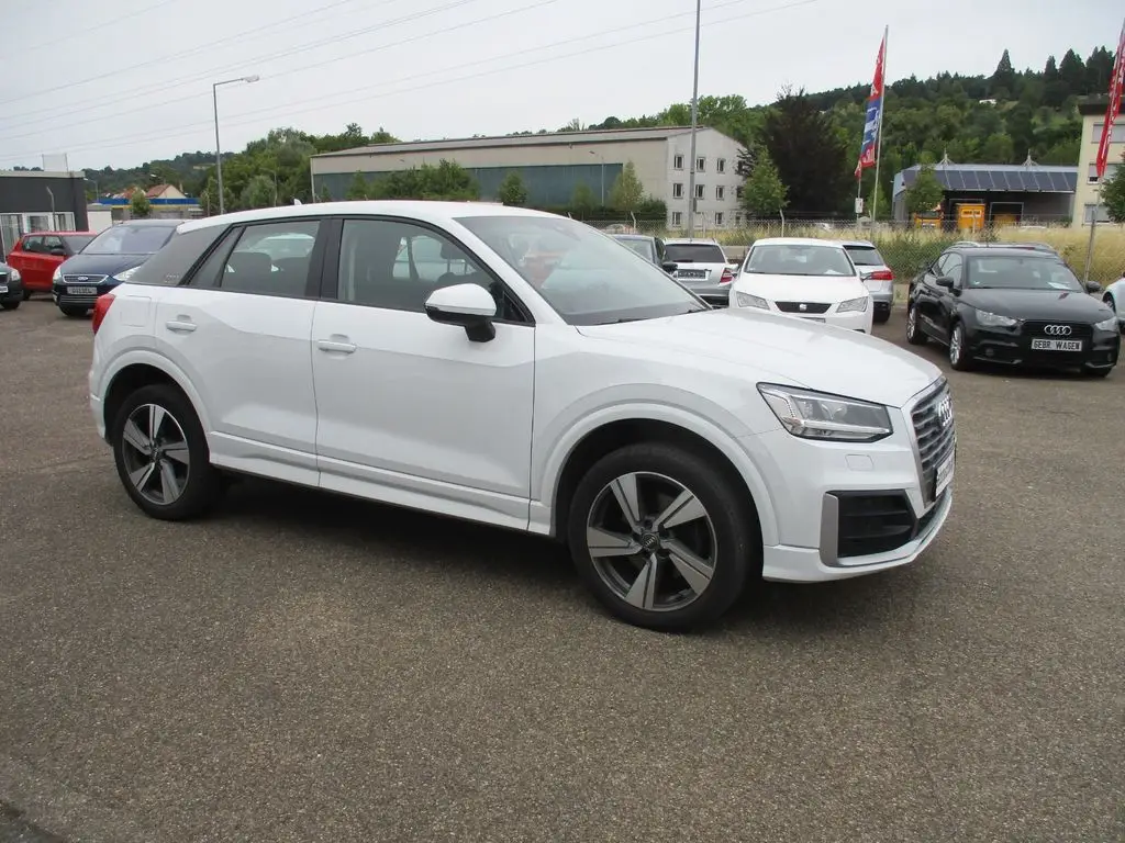 Photo 1 : Audi Q2 2016 Diesel