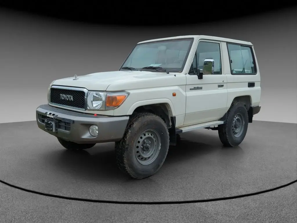 Photo 1 : Toyota Land Cruiser 2022 Essence