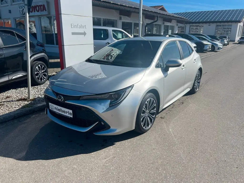 Photo 1 : Toyota Corolla 2023 Hybrid