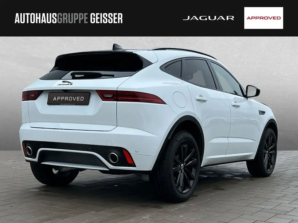 Photo 1 : Jaguar E-pace 2023 Petrol