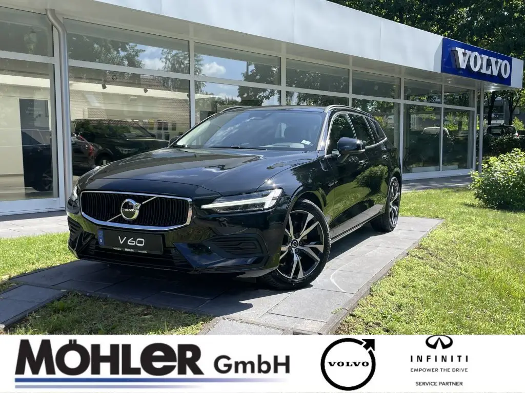 Photo 1 : Volvo V60 2023 Diesel