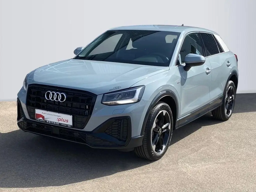 Photo 1 : Audi Q2 2022 Petrol