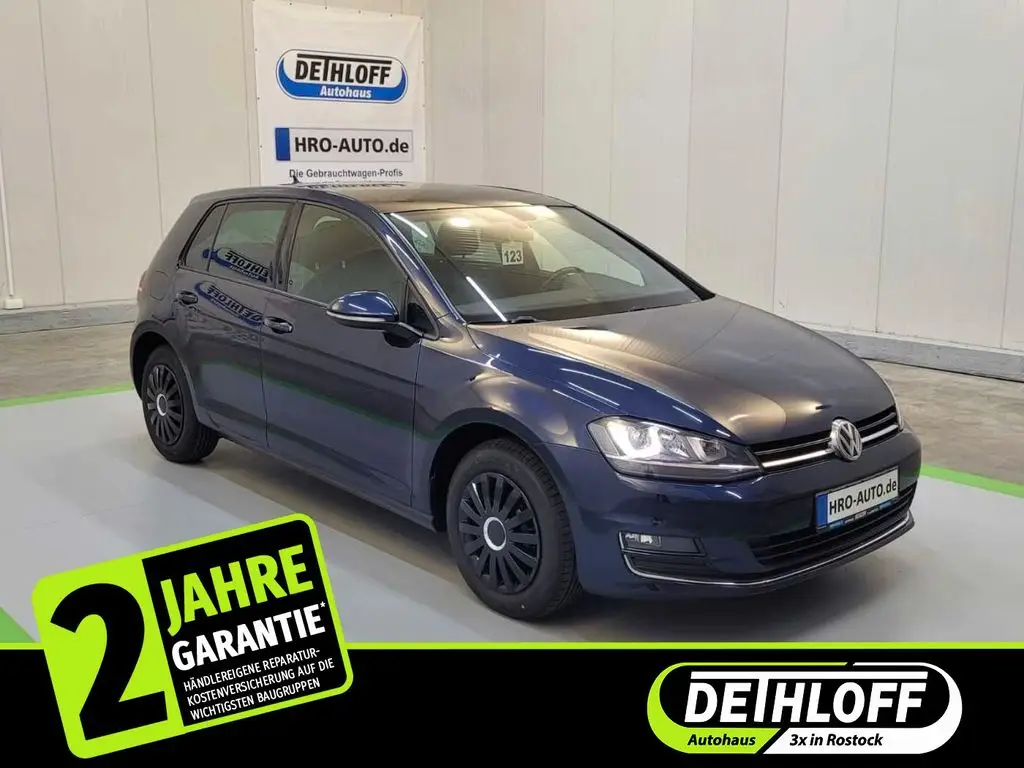 Photo 1 : Volkswagen Golf 2015 Petrol