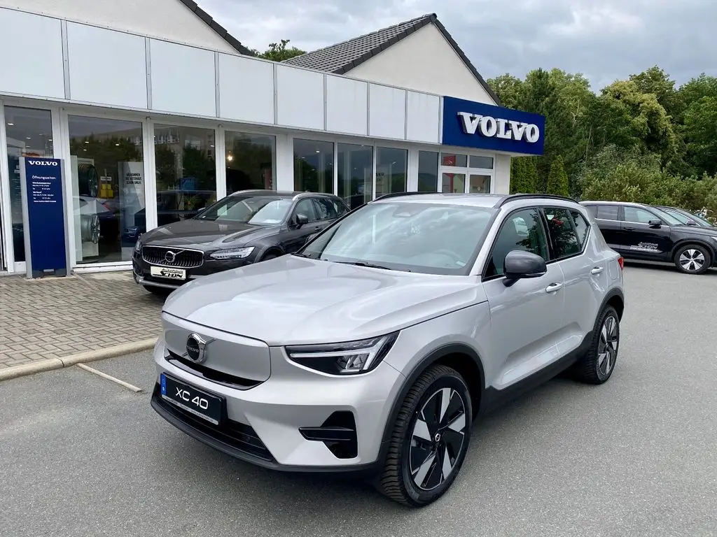 Photo 1 : Volvo Xc40 2023 Non renseigné