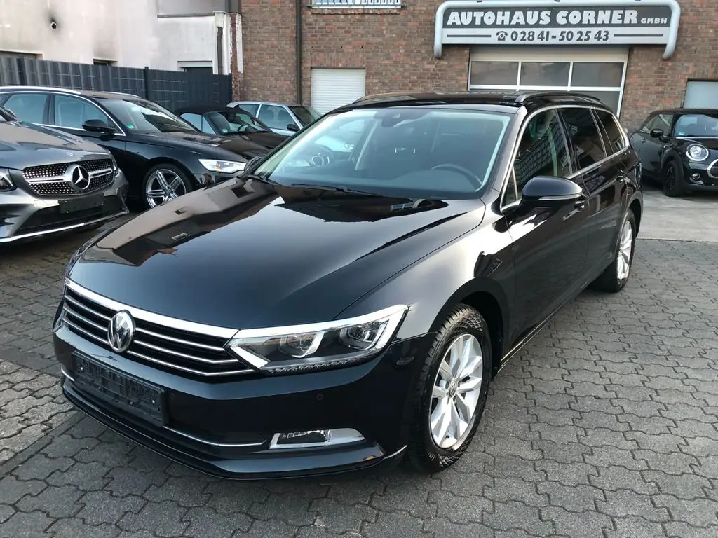 Photo 1 : Volkswagen Passat 2018 Diesel