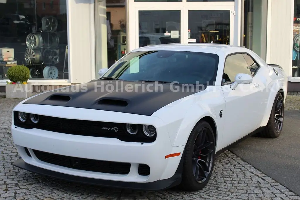 Photo 1 : Dodge Challenger 2020 Petrol